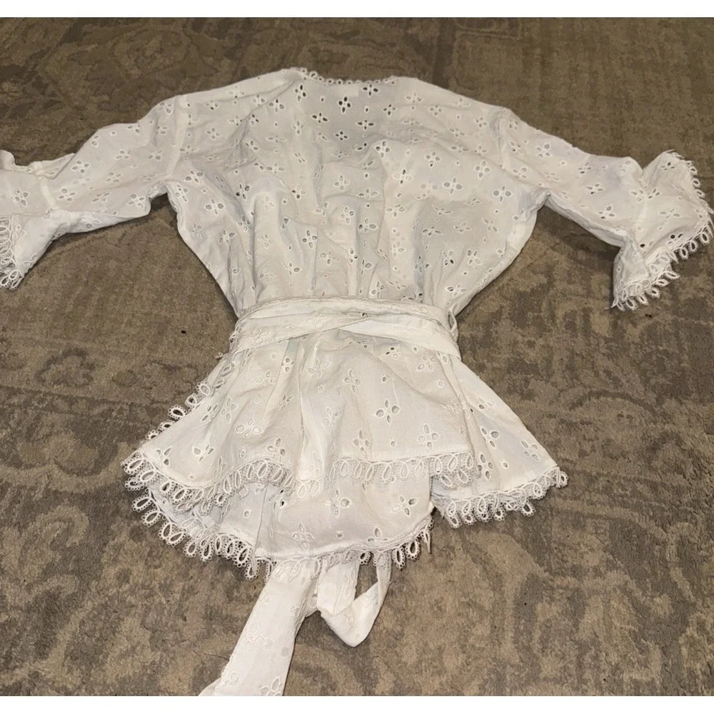 Venus Shite Eyelet 3/4"‎ Sleeves Tie Wrap Top Shirt Sz 8  Womens NWOT - Picture 2 of 4